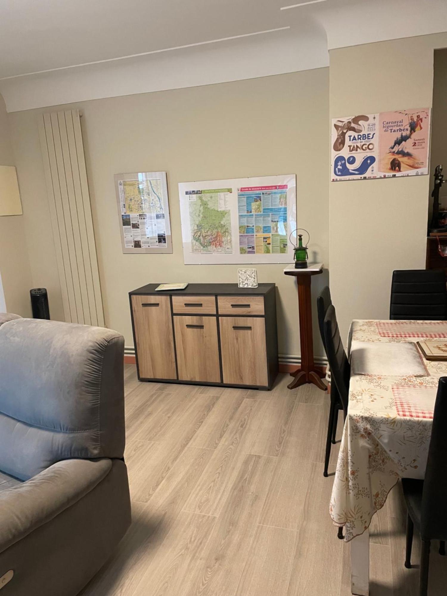 Chez Line Et Francis Lejlighed Tarbes Eksteriør billede