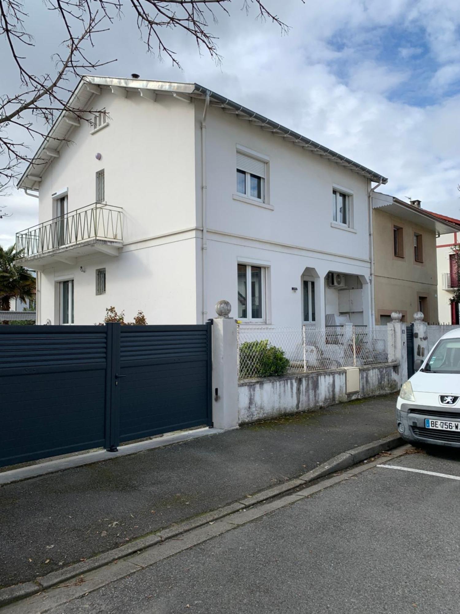 Chez Line Et Francis Lejlighed Tarbes Eksteriør billede